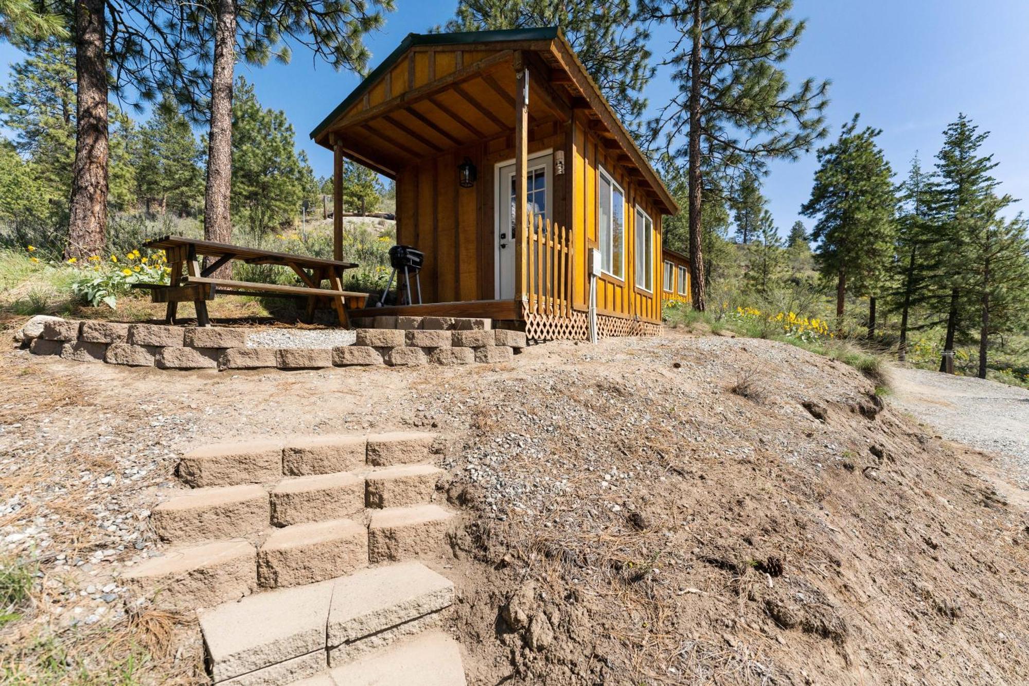 Echo Valley Resort + Cabins Manson Exterior photo